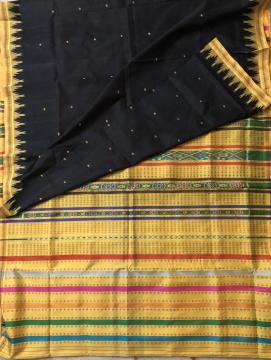 Exclusively Woven Double Aanchal Phoda Kumbha Border Berhampuri Silk Saree With Blouse Piece