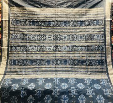 Natural Dyed Exclusively woven Ikat Silk Saree with Blouse Piece