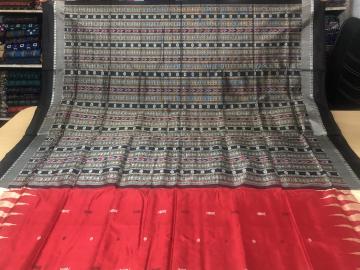 Double border with temple border butis and Fish motifs Bomkai Silk Saree with Blouse Piece