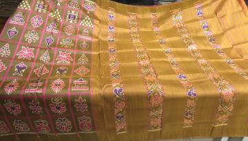 Exclusively woven dual shade Nabakothi Khandua Silk Saree with Blouse piece