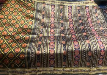 All over body flower motifs Khandua Silk Ikat saree with blouse piece