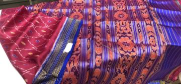 Fuschia pink traditional Khandua silk Ikat Saree without blouse piece