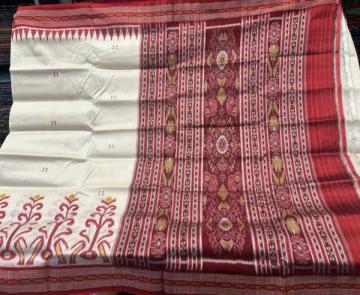 Traditional Aanchal with small flower plan motifs Khandua Silk Saree without blouse piece