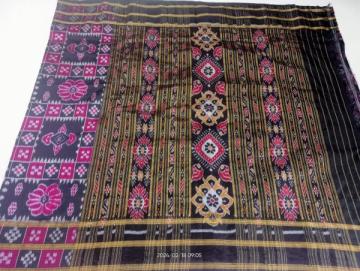 Pasapalli double border with Pasapalli n flower motifs body Khandua silk saree without blouse piece