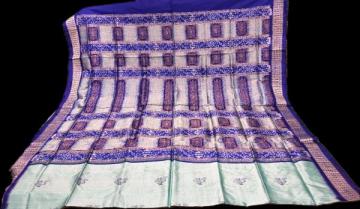 Fish motifs all over body traditional Bomkai silk saree with blouse piece