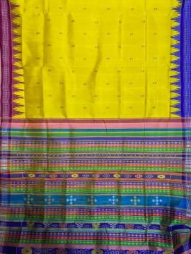 Ganga Jamuna border gorgeous double Aanchal Berhampuri silk saree with blouse piece