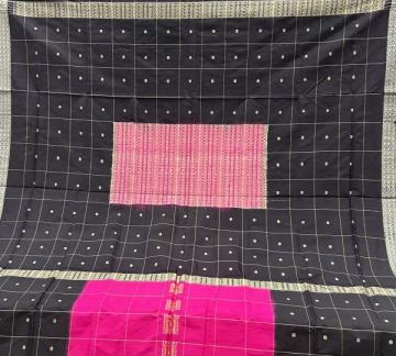 Body checks with fish motifs and Butis Bomkai silk saree with blouse piece
