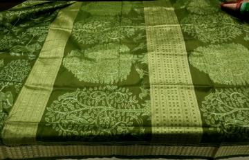 Master Weaver s exquisite hand woven Jungle Theme Ikkat Silk Saree with Blouse Piece