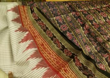 Body Checks Traditional Ikat SIlk Saree without Blouse Piece