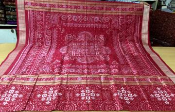 Beautiful Traditional pasapalli n all over ikat Silk saree with blouse piece