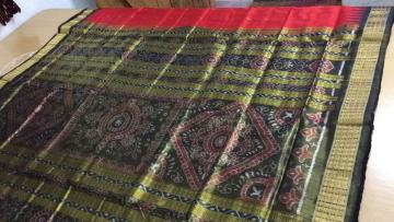 Tissue border Aanchal n butis handwoven ikat Silk Saree with Blouse Piece