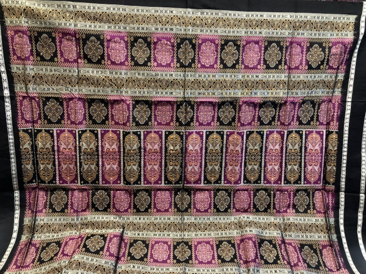 Flower motifs body and border Silk Bomkai Saree with Blouse Piece ...