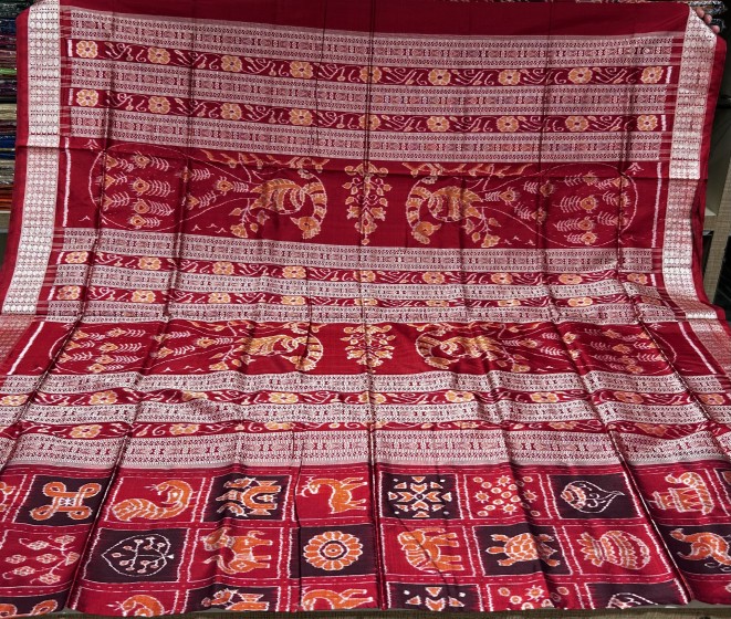 Exquisite exclusively woven dasa kothi Ikat weave Silk saree with blouse piece