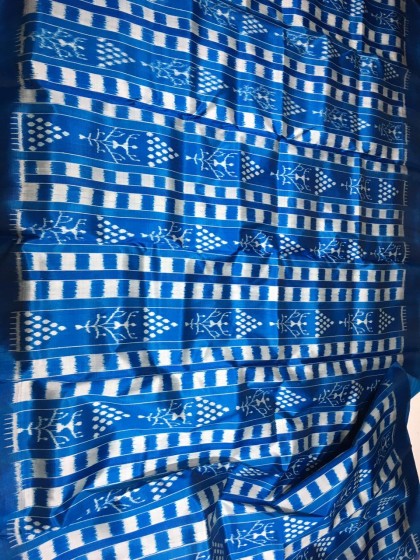 Exclusively woven tribal motifs body Khandua silk Ikat saree with blouse piece