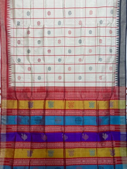 Exclusively woven chequered body with big butas n double Aanchal Berhampuri silk saree with blouse