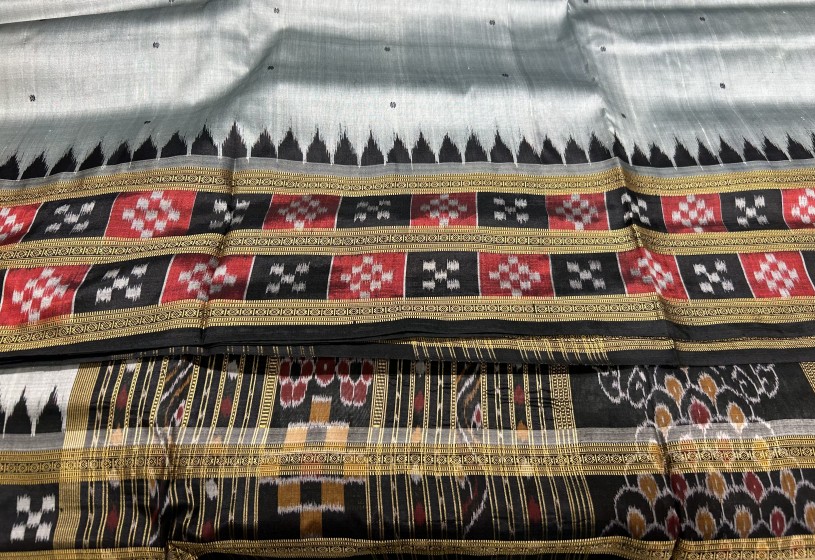Double pasapalli border beautiful Khandua silk saree without blouse piece